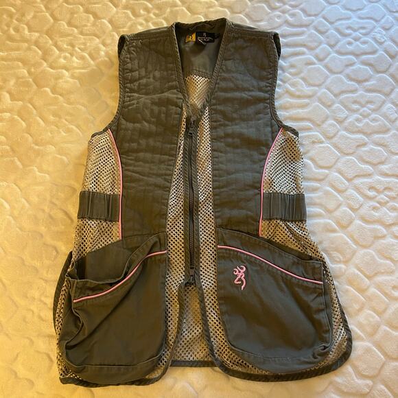 Browning Women’s Hunting Vest Size S - Picture 1 of 5